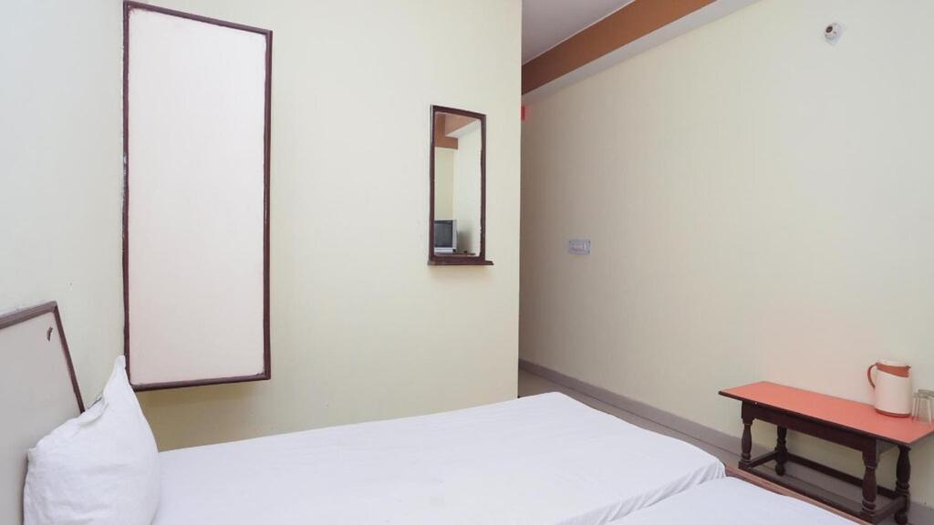 Hotel Mohan By Wb Inn อัครา ภายนอก รูปภาพ