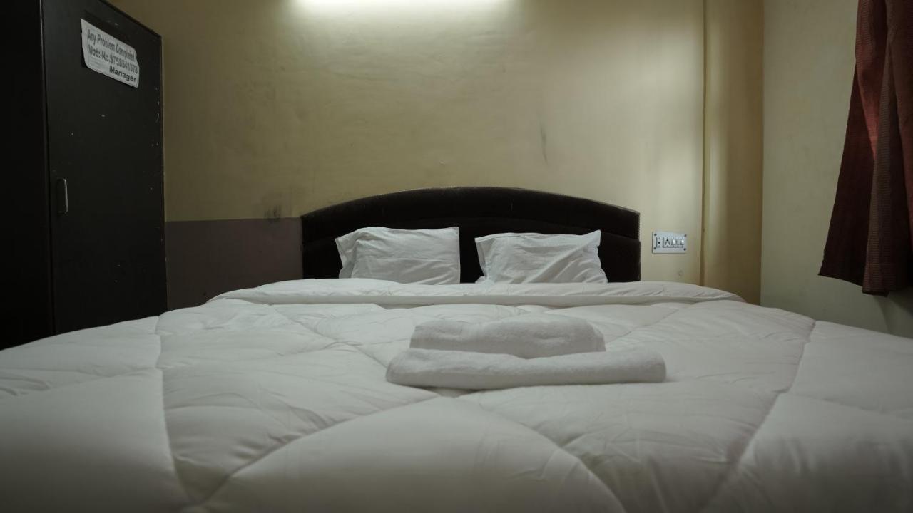 Hotel Mohan By Wb Inn อัครา ภายนอก รูปภาพ