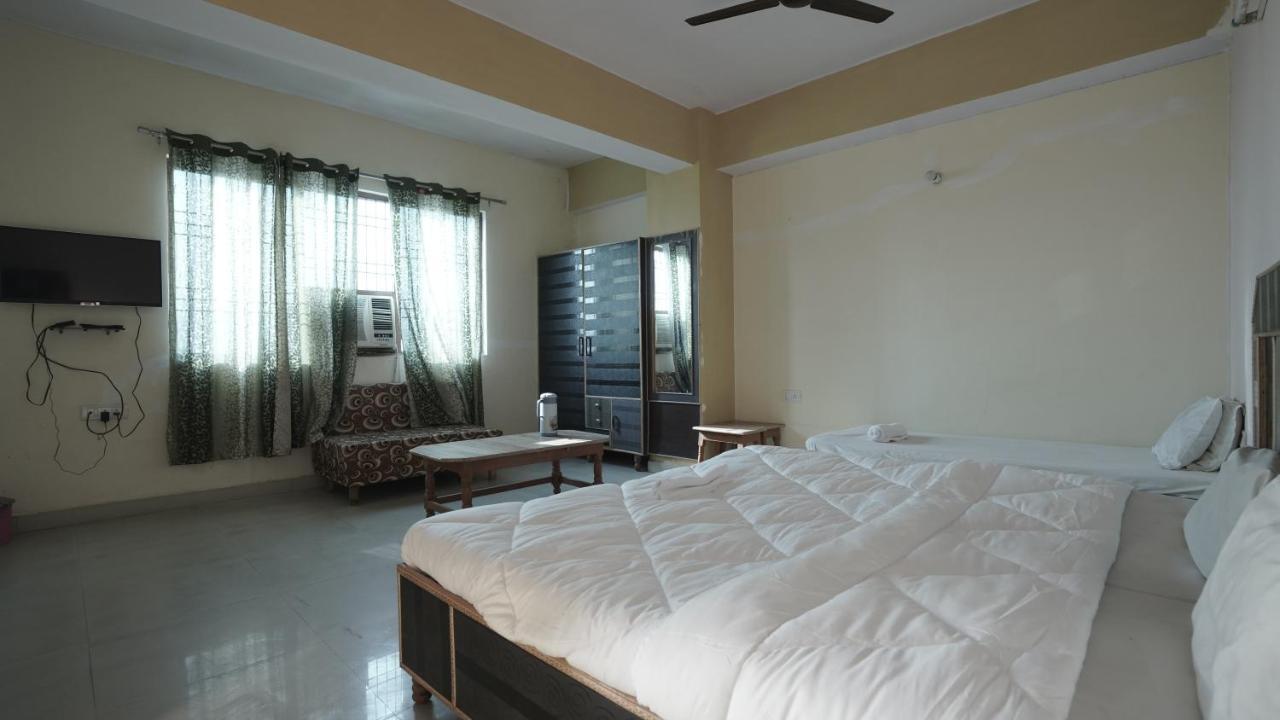 Hotel Mohan By Wb Inn อัครา ภายนอก รูปภาพ